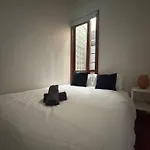 2 Bedroom Apartment Darling Harbour Farnell