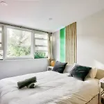 Vibrant House At The Center Of Chippendale 2 E-Bikes Included