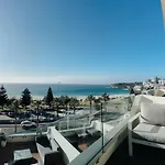 Bondi Beach Waves 2 Beachfront Apartment