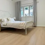 Three Bedroom House Within Walking Distance To Light Rail Station