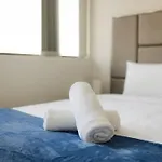 Two Bedroom Private Apartment In Lane Cove With Parking