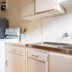 Light-Filled Paddington Studio With Parking