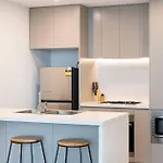 Cozy 1 Bedroom At Olympic Park With One Carspace