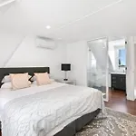 Chic Large 4 Bedroom Barangaroo The Rocks Sydney