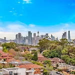 Stunning City And Water View Apartment