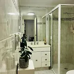 Private Room In Shared House In Pyrmont