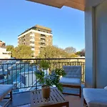 Stylish 1 Bedroom Apartment With Balcony Surry Hills