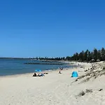 Tiny Home Beach Serenity!