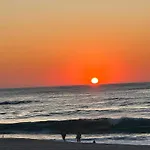 Coogee Sunrise Shared Apt With Parking, Balcony & Work Desk