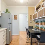 1 Private Queen Room In Carramar 1 Minute Walk To Station