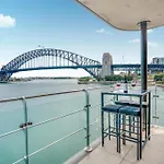 Iconic Harbour Views