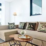 Cozy Apt W Park View By Stadiums
