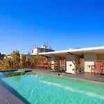 Chippen 324 With Pool And Gym Self- Catering