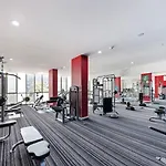 Cozy Zetland 2 Bedroom Apt With Pool, Gym And Parking
