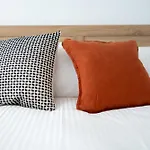 Spacious And Charming 2 Bedroom Rosebery Apartment