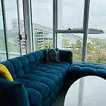 Olympic Park Gem 2 Bedroom Condo-Parking, Pool Gym