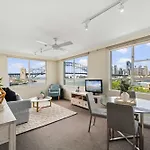 Harbourside 43