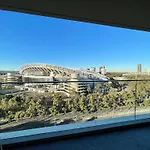Olympic Park Delight - 2 Bdrm -Parking - Views