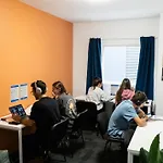 Big Backpackers Hostel