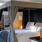 Relaxing Guest Home Near Airport