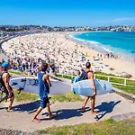 Beach Views, Grand Art Deco 2Bed