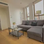 Cozy 2 Bedroom Apartment Darling Square With Balcony