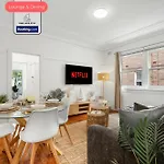 Manly Getaway By One Luxe Stay Serviced Apartment & Vacation Rental Manly Beach, Northern Beaches, Sydney With Free Wifi & Perfect For Families, Couples & Business Travellers