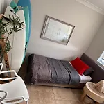 Manly Beachfront Deluxe En-Suite