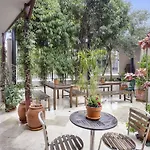 Excelsior Apartments At Glebe