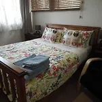 Frenchs Forest Bed And Breakfast
