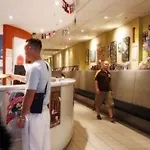 Nomads Sydney Backpackers Hostel