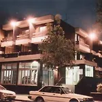 City Crown Motel