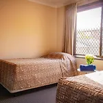 Liberty Plains Motel