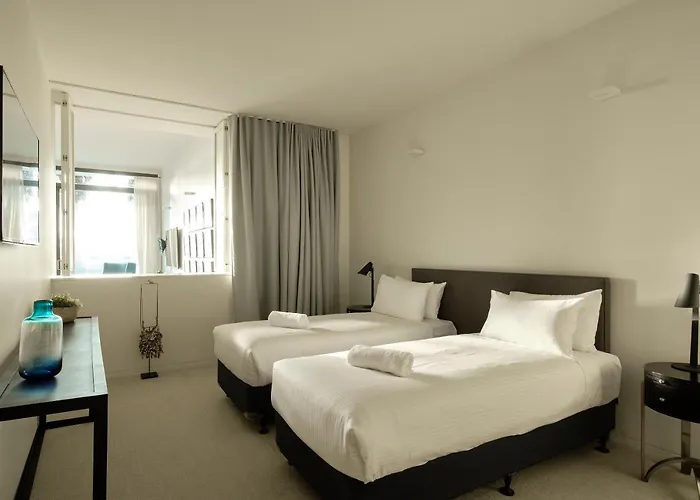 Luxury Bondi Beachside Apartment - Pacific