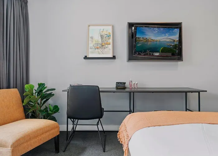 Convenient City Abode