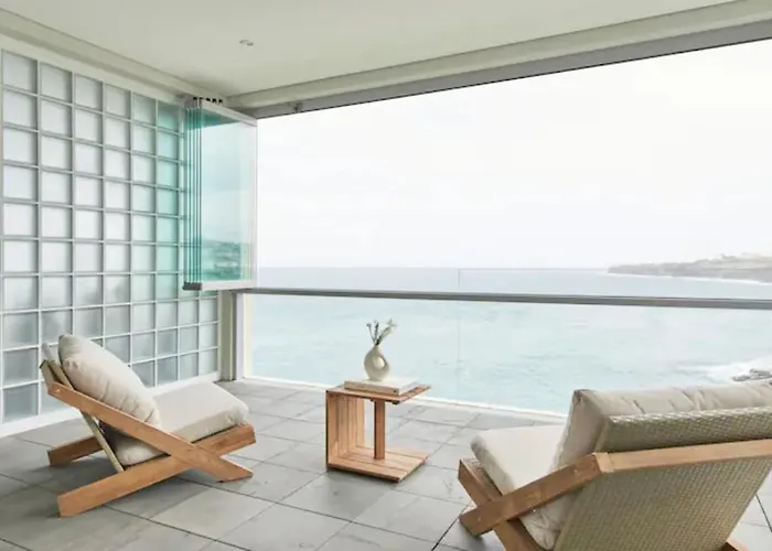 Tamarama Oceanfront Apartment - Best View In Sydney
