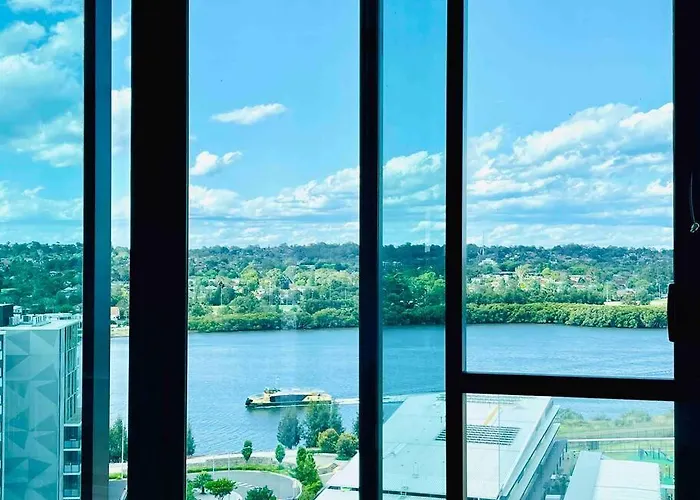 Sensational Waterview 2Bed2Baths Apt -Wifi Parking