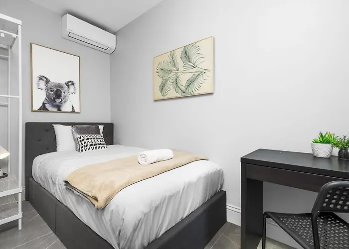 Luxe Single Room - Ac - Next To Central Station - Nearby Most Sydney Hot Spots - Shared Bathroom