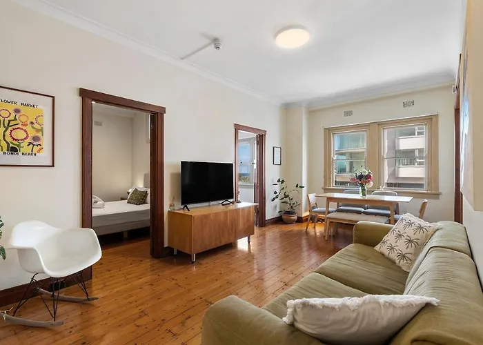 Beach Views, Grand Art Deco 2Bed