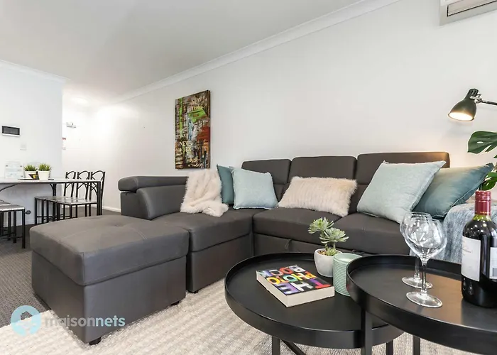 2 Bedroom 2 Bathroom Apt With Balcony And Parking