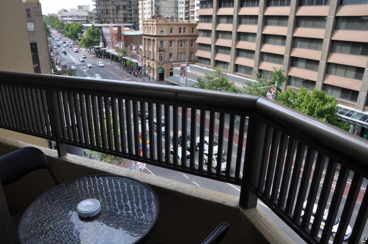 - Hyde Park Plaza 38 College St Sydney