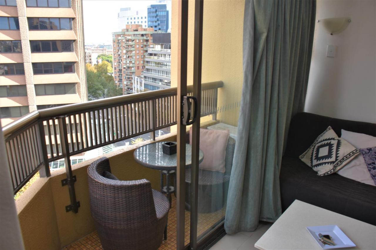 Apartment - Hyde Park Plaza 38 College St