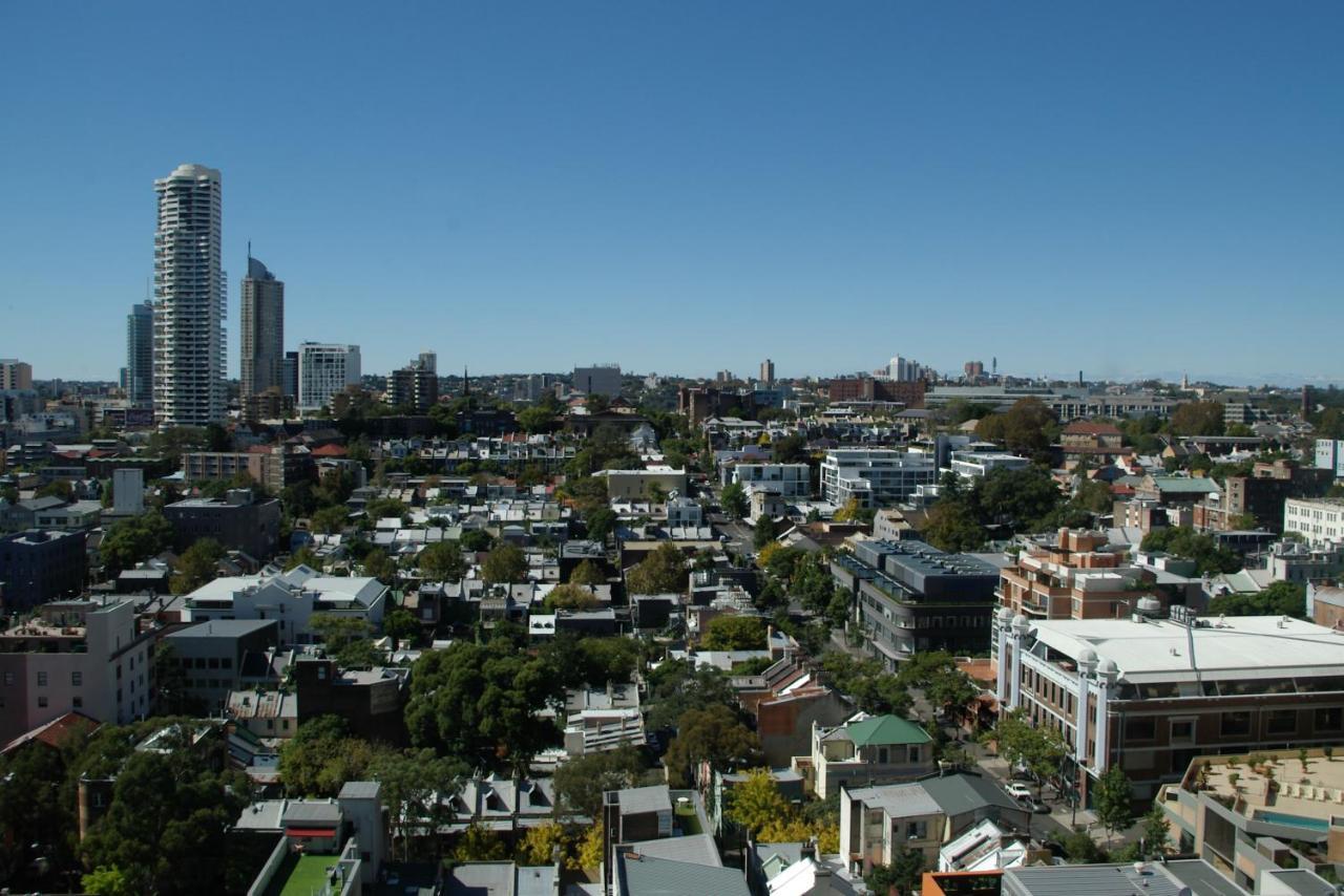 Apartment - Hyde Park Plaza 38 College St
