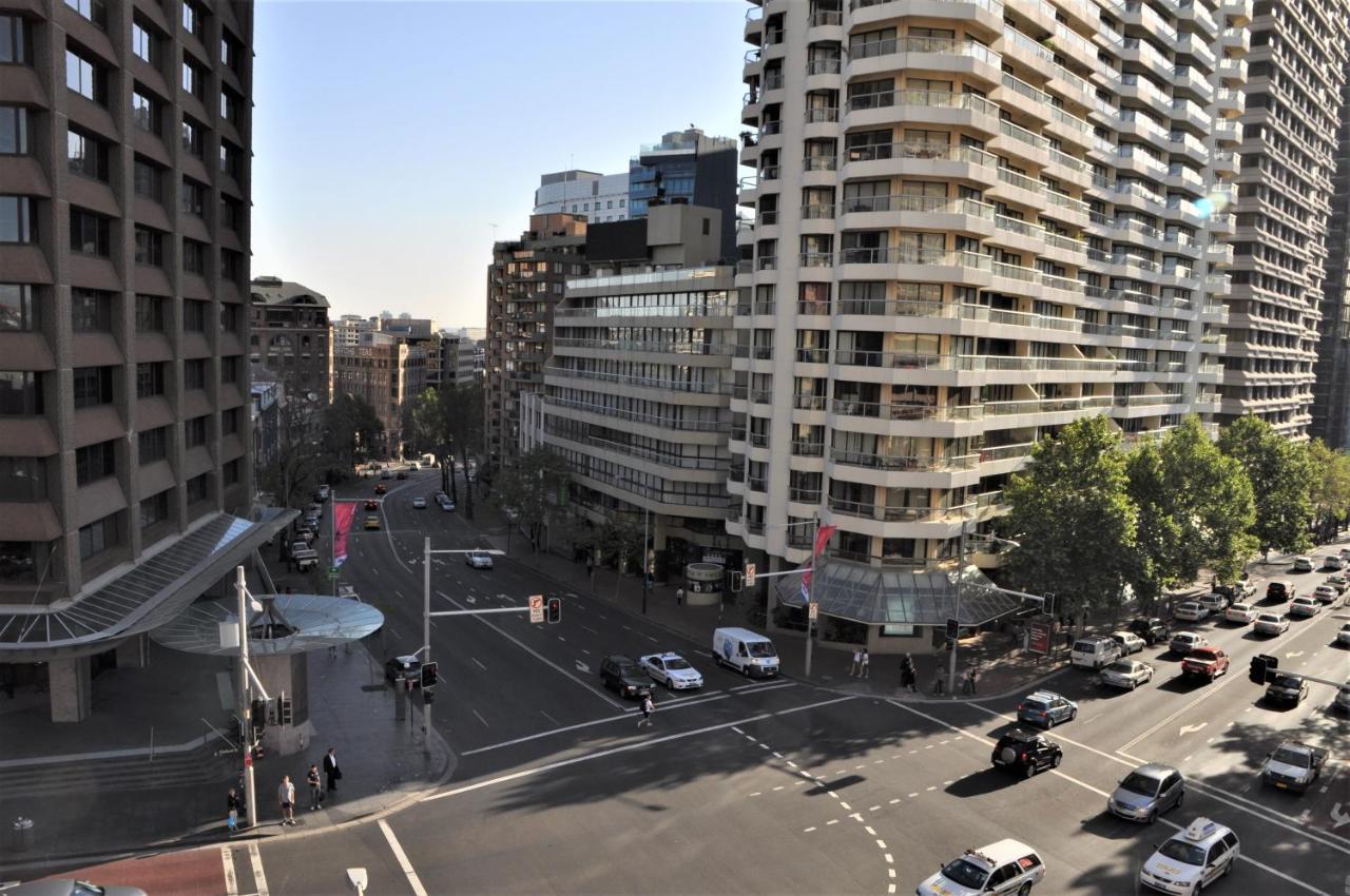 Apartment - Hyde Park Plaza 38 College St *