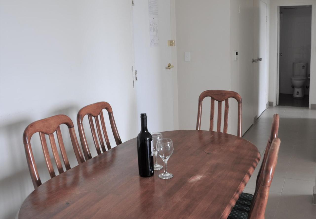 City Centre - Hyde Park Plaza 3 Bedroom 1 Bathroom *