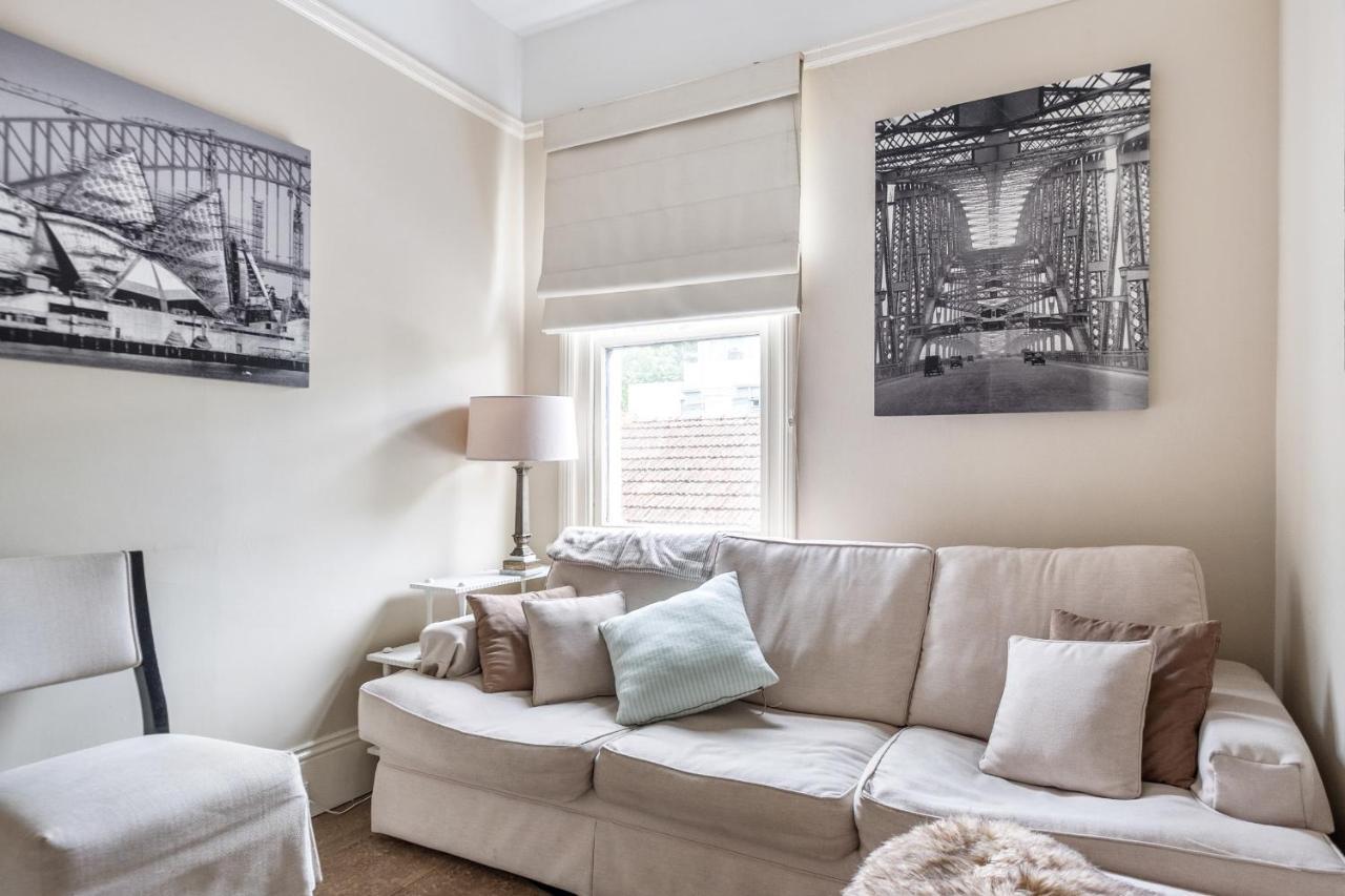 Mesmerising 3 Bedroom - Cinema & Bath Holiday home