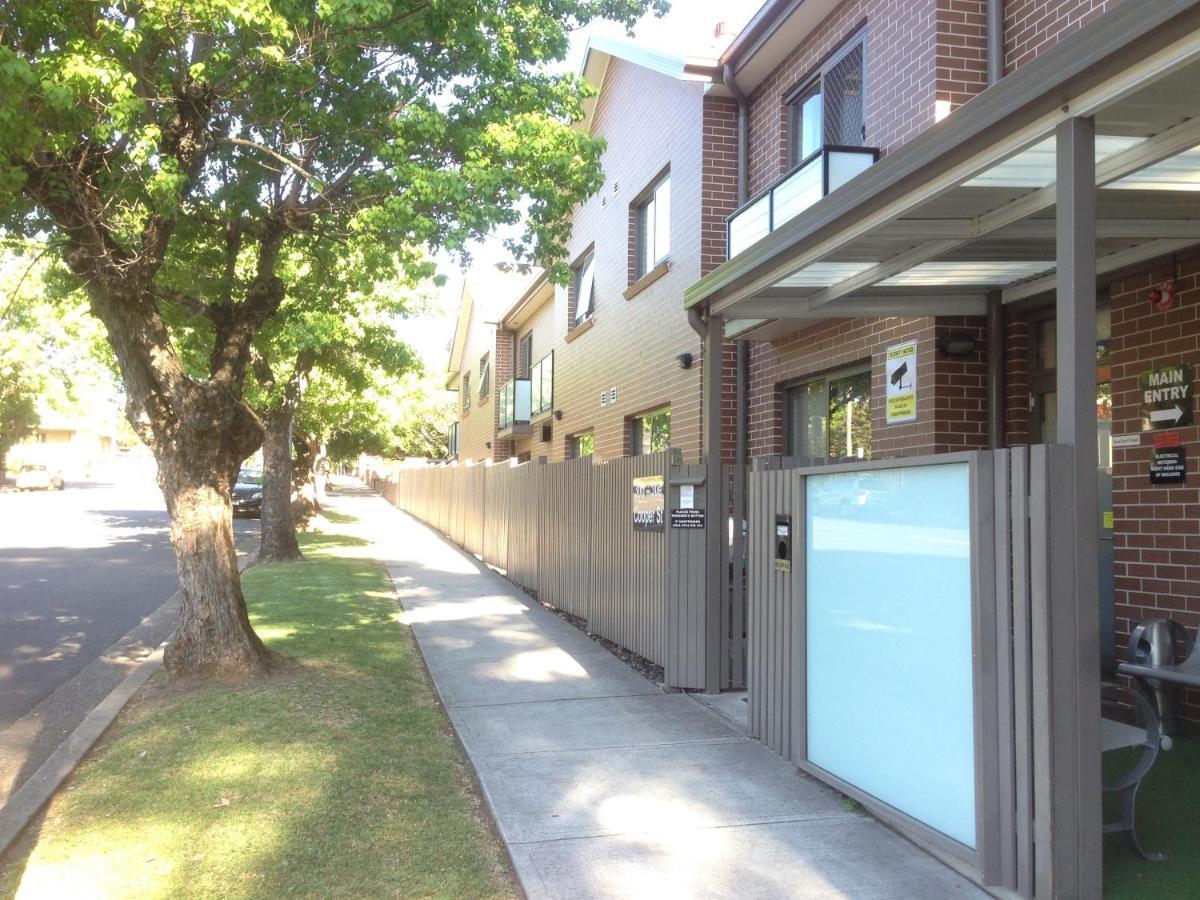Strathfield Executive Hotel 4*