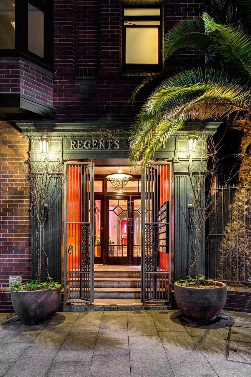 Aparthotel Regents Court
