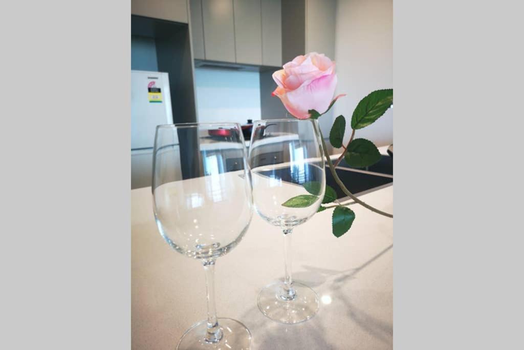 Apartment Modern Apartment+office W Parking @ Olympic Park *