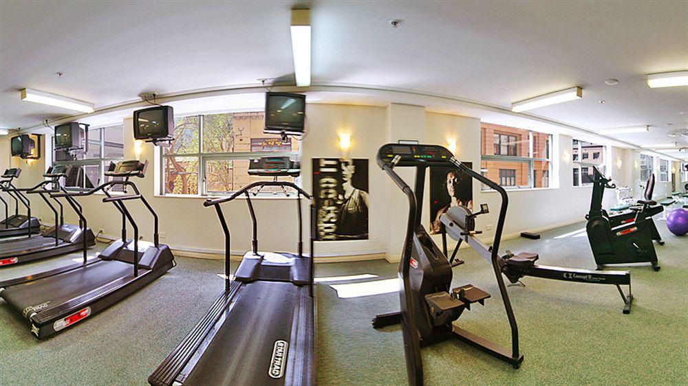 Hotel Rydges World Square 4*